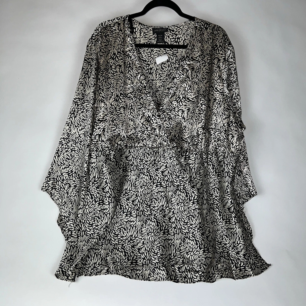 Lane Bryant Monochrome Leaf Print Top